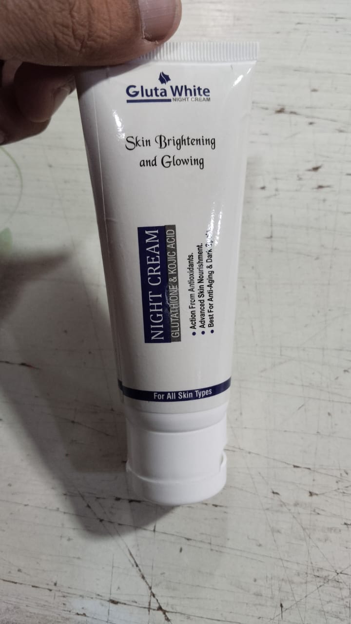 Gluta White Night Cream اگر 7 دن کے اندر آپ کو نتائج حاصل نہ ہوں تو آپ مکمل رقم واپس حاصل کر سکتے ہیں۔